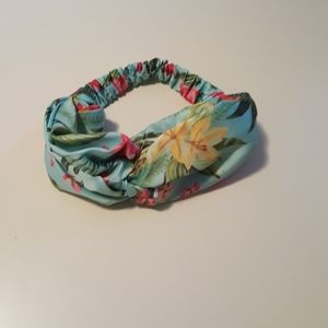 Hawaiian style flower hair wrap headband